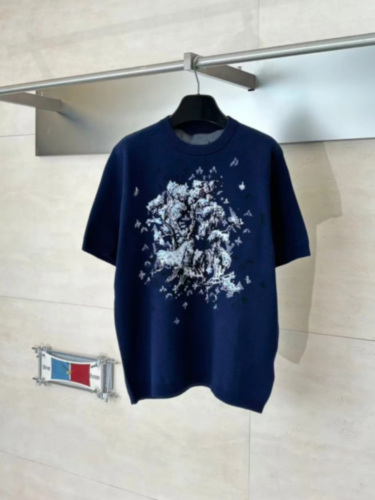 

European Sle Casual Cotton Knitted ort Sve T-irt with Embroidered Letters for Men And Women Summer Season