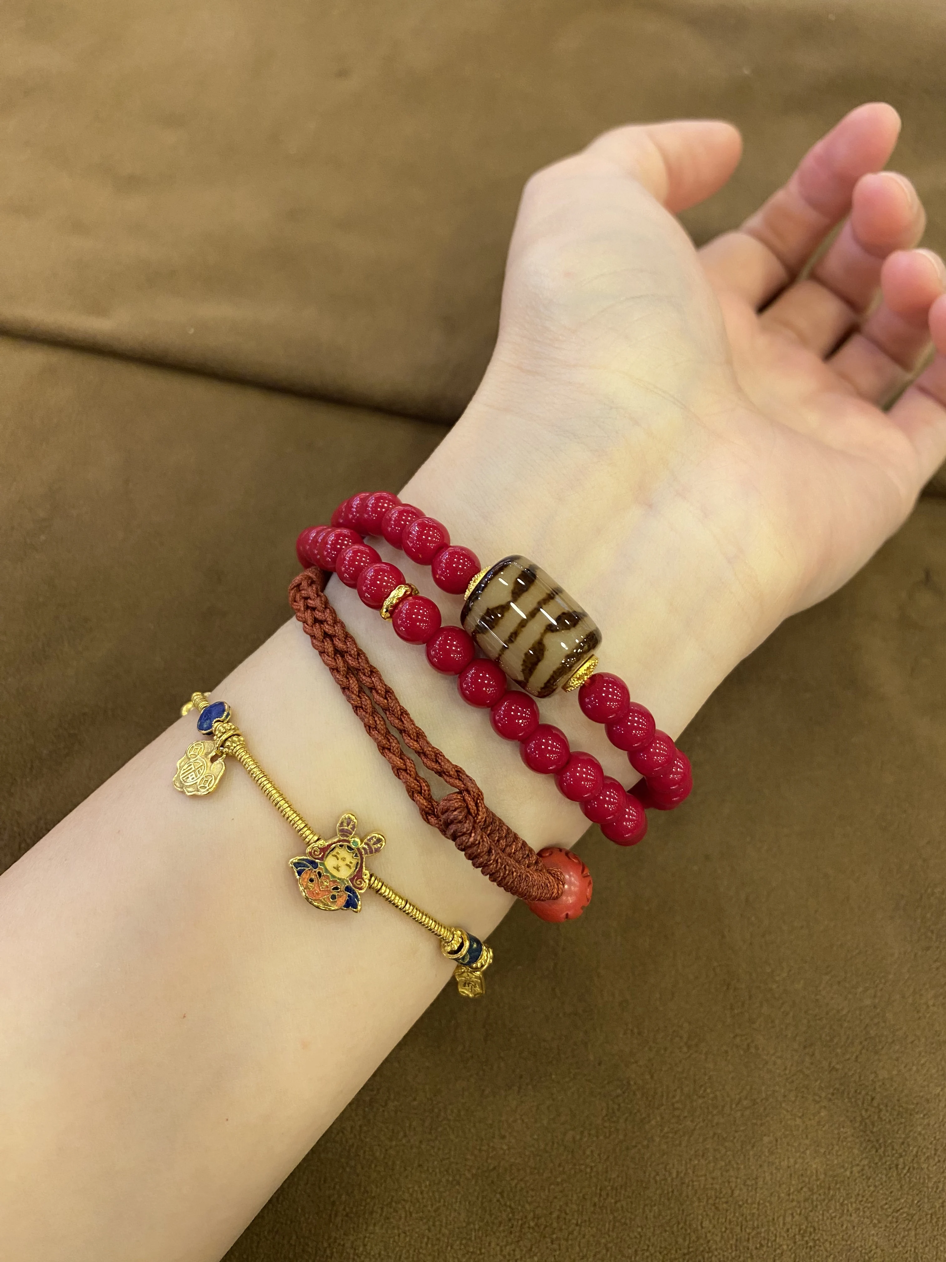 Picture 5: Bright Red Beaded Agate Double-Layer Bracelet