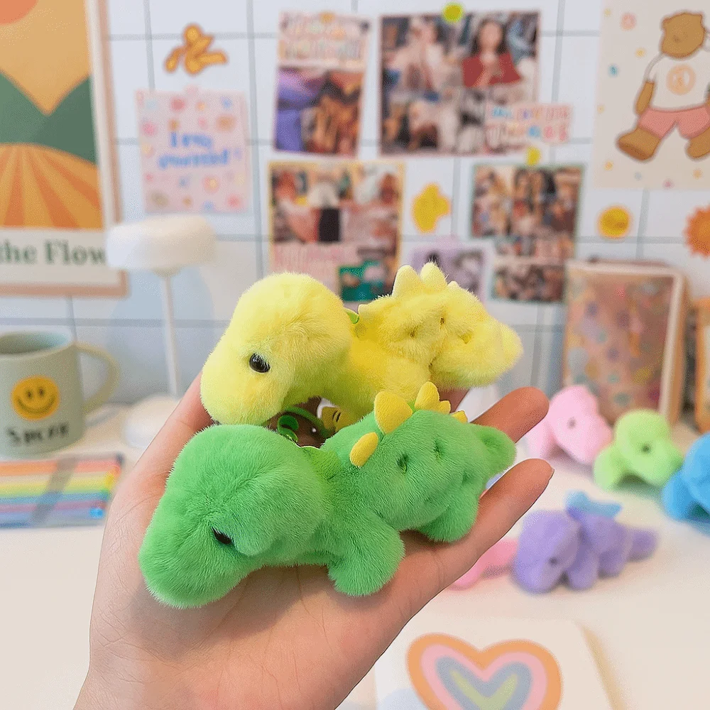 พวงกุญแจตุ๊กตาไดโนเสาร์ดีไซน์เรียบง่าย วัสดุตุ๊กตาเนื้อนุ่ม ดีไซน์เฉพาะตัว ทันสมัย ไม่ซ้ำใคร