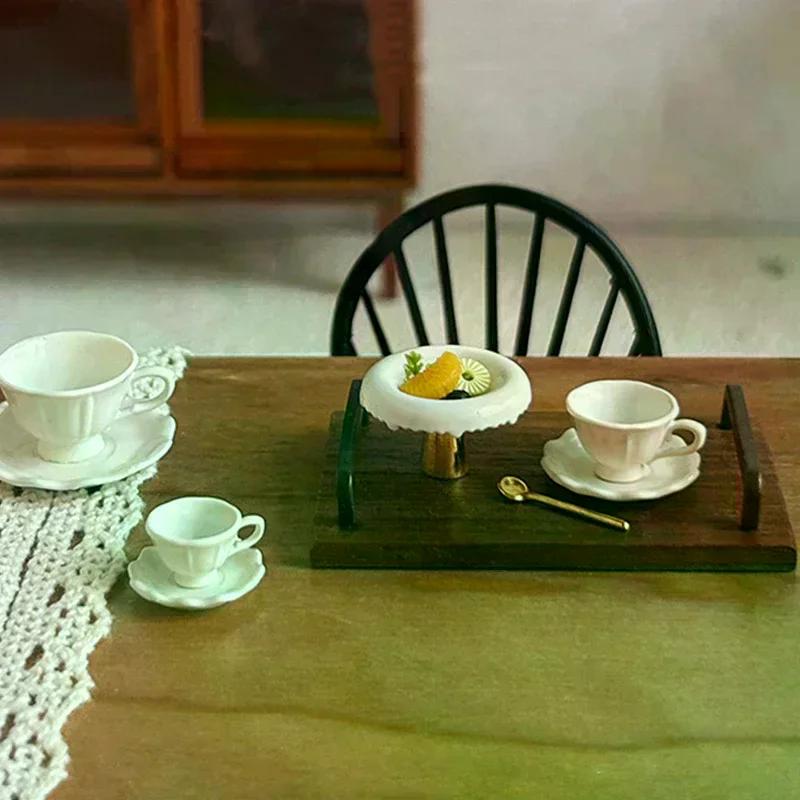

1pcs Dollhouse Cup Model Kitchen Furniture Scene Decoration Miniature Retro Play French Coffee Plate Doll House Mini