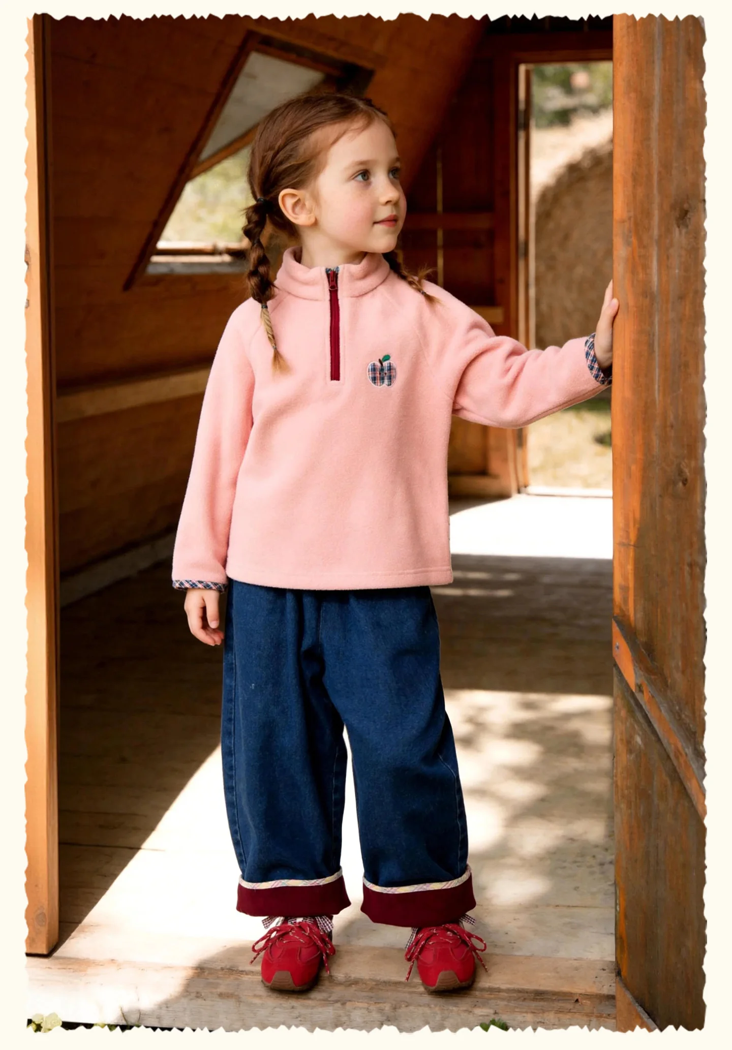 Amila 2026 Herbst Neue Kinder-Sweatshirt mit Stehkragen Vintage-Patch-Stickerei Farbblock Niedlich Verspielt Alltagstaugliches Vielseitiges Oberteil – Detail 18