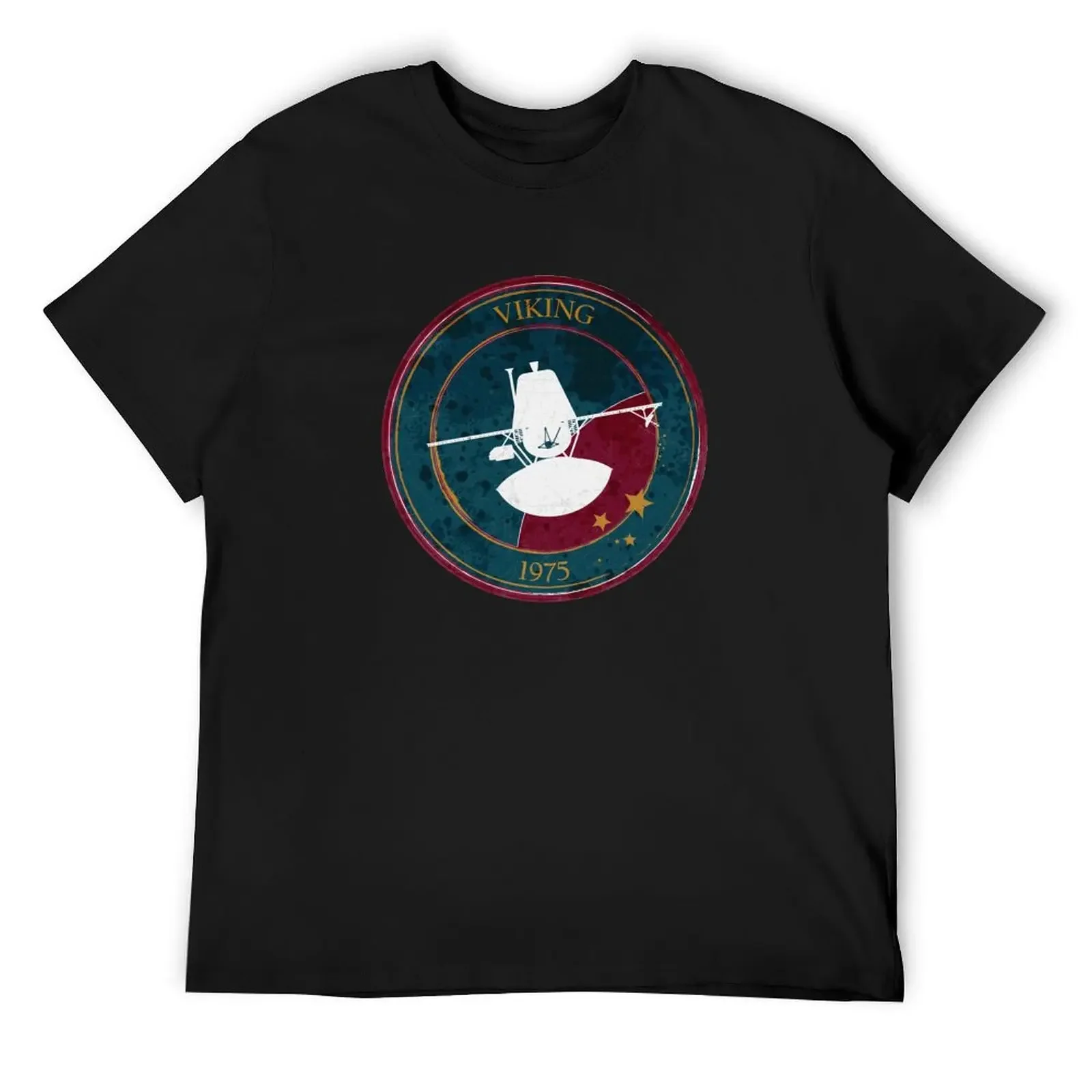 

Viking. 1975 Commemorative Badge T-Shirt plus sizes graphic t shirts baggy shirts mens designer t shirt
