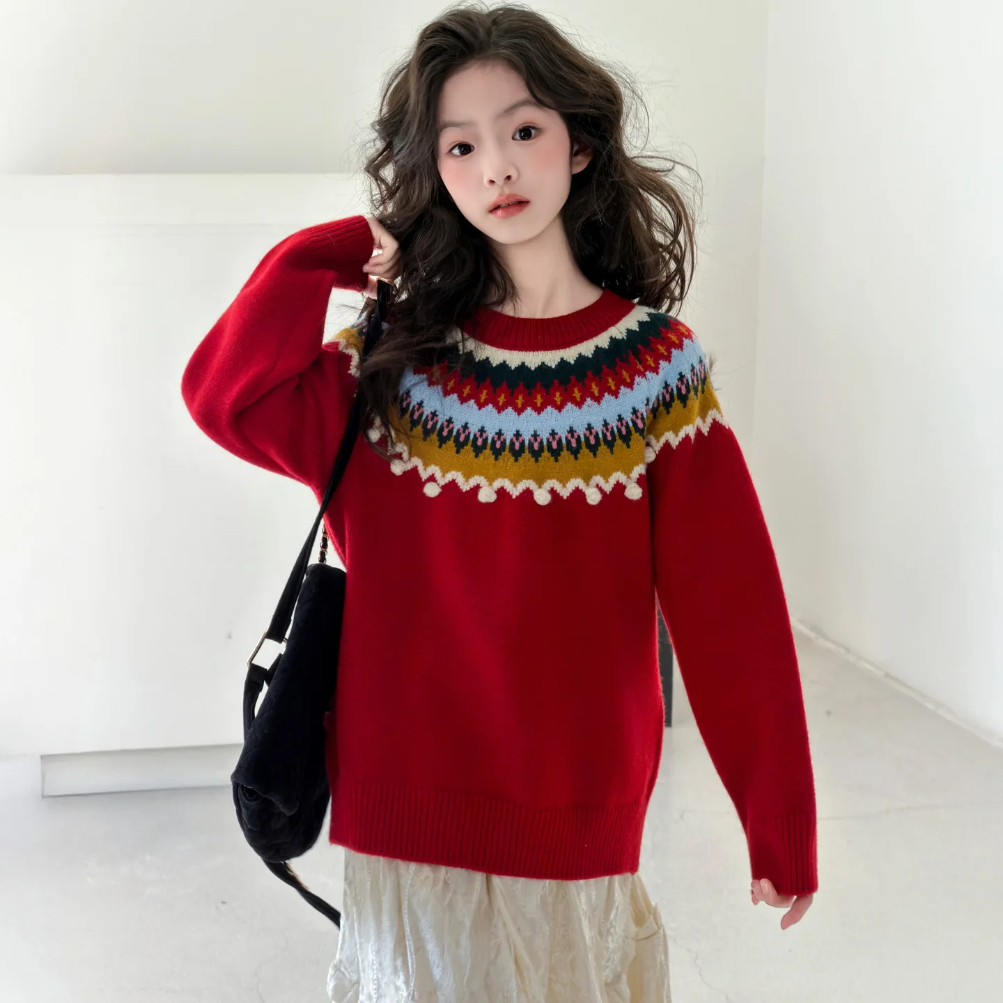 خمر معرض جزيرة عيد الميلاد سترة الفتيات الأحمر الكروشيه متماسكة البلوز الثقيلة التطريز شتاء دافئ أعلى في سن المراهقة مدرسة الاطفال الملابس #5