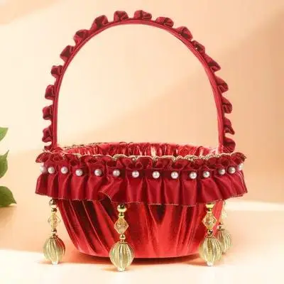 

Pearl Flower Girl Small Portable Wedding Petal Basket For Wedding Party Decor Flower Arrangement Storage Basket