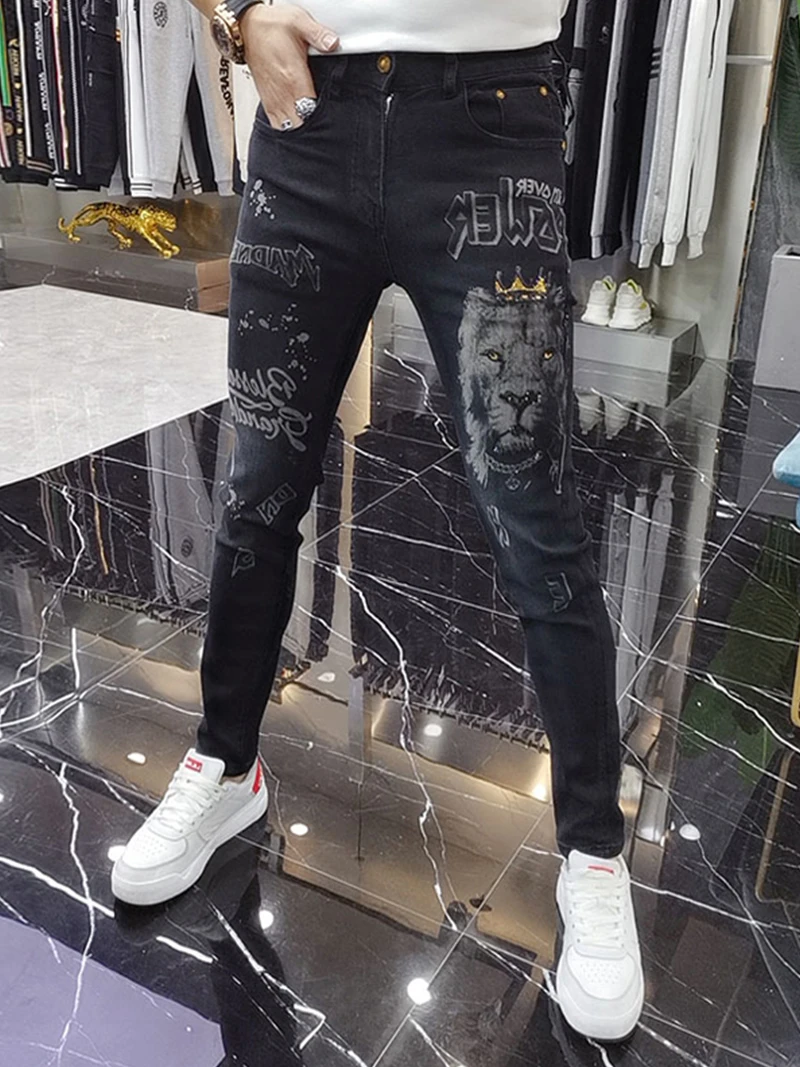 

Trendy Printed Slim Fit Men's Jeans Lion Rhinestone Personalized Casual Straight Leg Jeans Youthful Sle Water Waed Denim