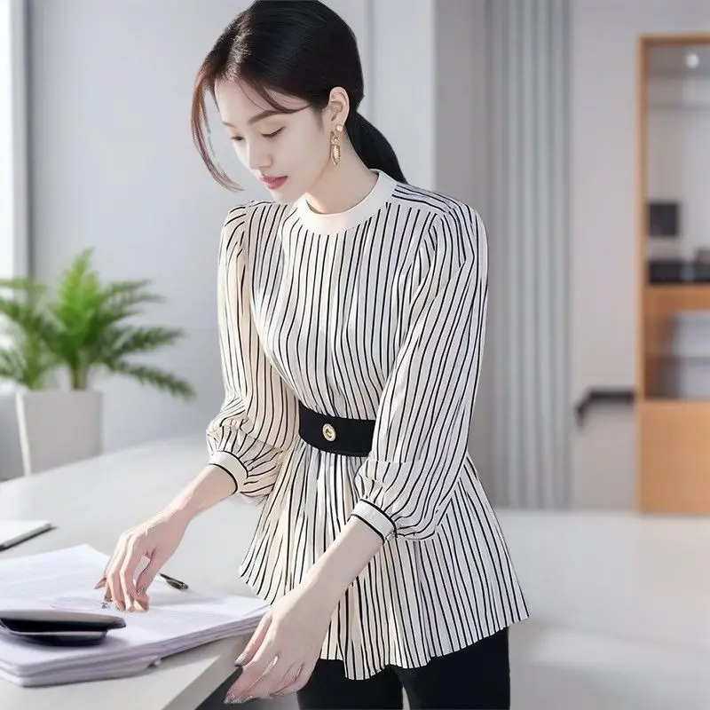 

2025 Fashion Commuting Style Striped Long Sleeve Shirt For Women's Spring And Autumn Versatile Design, Waist Up Top