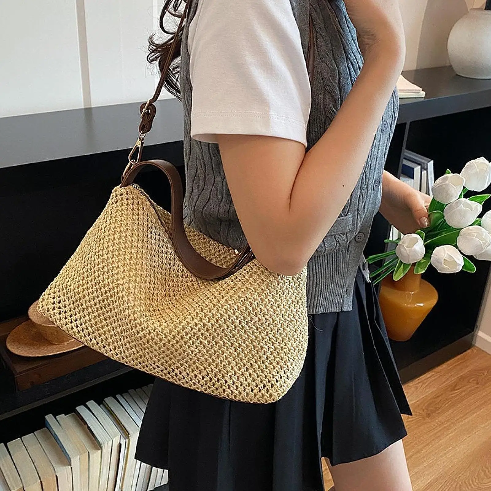Women Tote Bag Stylish Comfortable Elegant Pouch Female Handbag for Outdoor Work