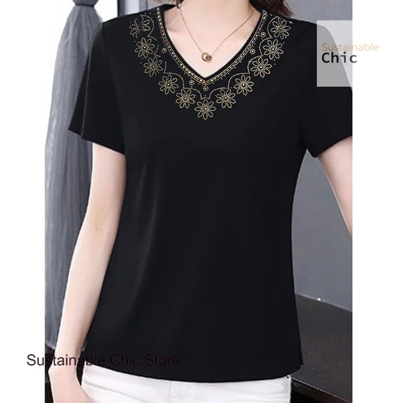 

Korean version of V-neck T-shirt women's summer new short-sleeved rhinestones loose bottoming shirt fashion printed top.