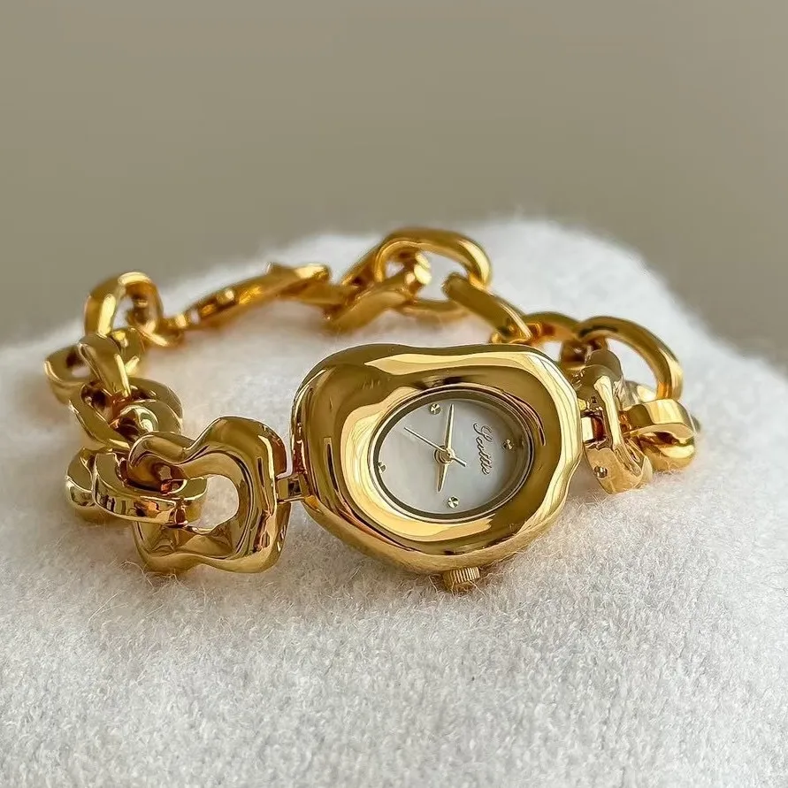 

New Collection Bracelet Watch: Niche Design Luxury High-End Professional Women's Quartz Wristwatch The Perfect Gift for Women