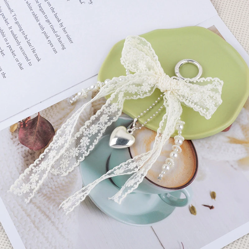 

Sweet Fashion Bow Beaded Keychain White Black Bowknot Pendant Phone Chain Exquisite Cute Keyring Bag Hanging Jewelry Accessories