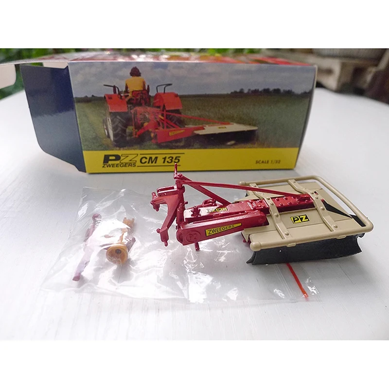 

Diecast 1/32 Scale PZ CM 135 Mower German Alloy Mower Model Tractor Accessories Collection Gift Toys Static Display