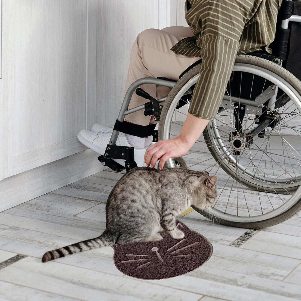 

1pc Mat Shaped Wear Resistant Floor Protection Pet Sitting Carpet Litter Pad Pet Supply Cat Cushion Cat Litter Pad