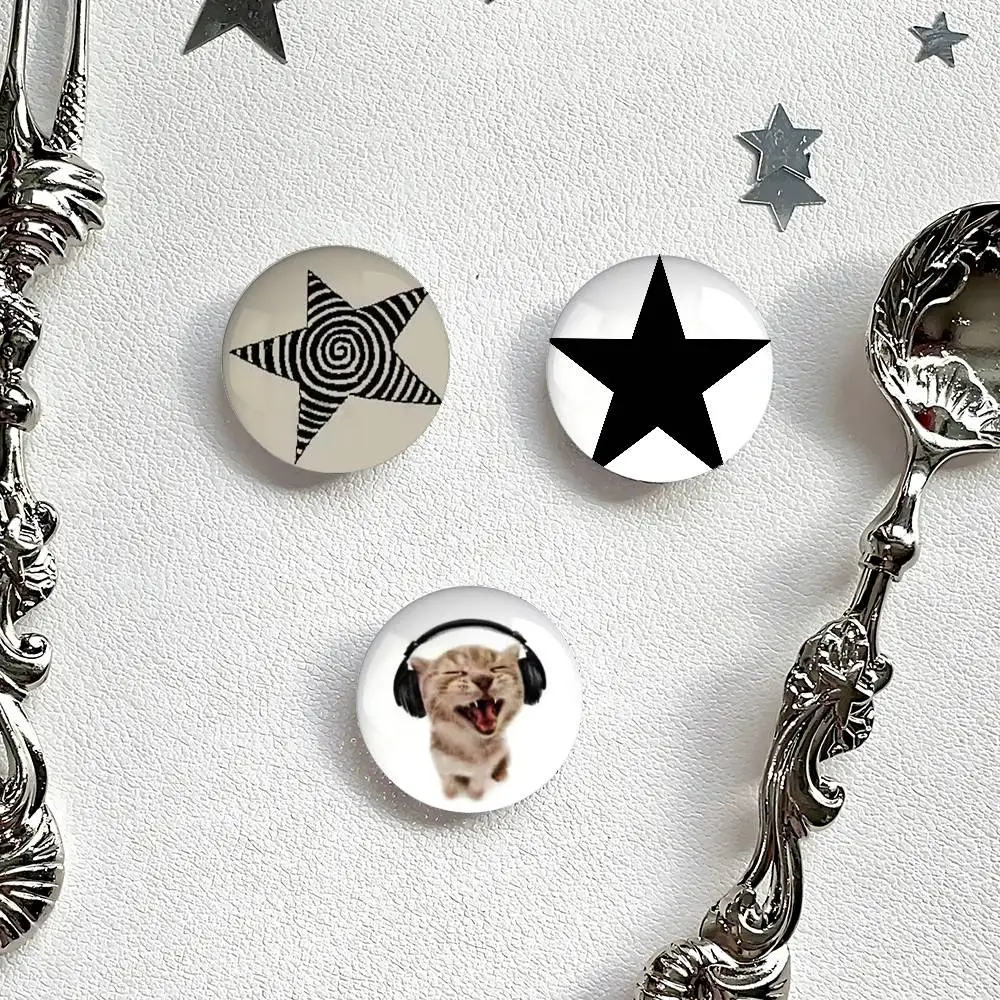 Yoshitomo-Nara-Y2K شارات جمالية صفيح لينة زر دبوس بروش شارة معدنية مخصصة مجوهرات اكسسوارات قبعة حقيبة التلبيب