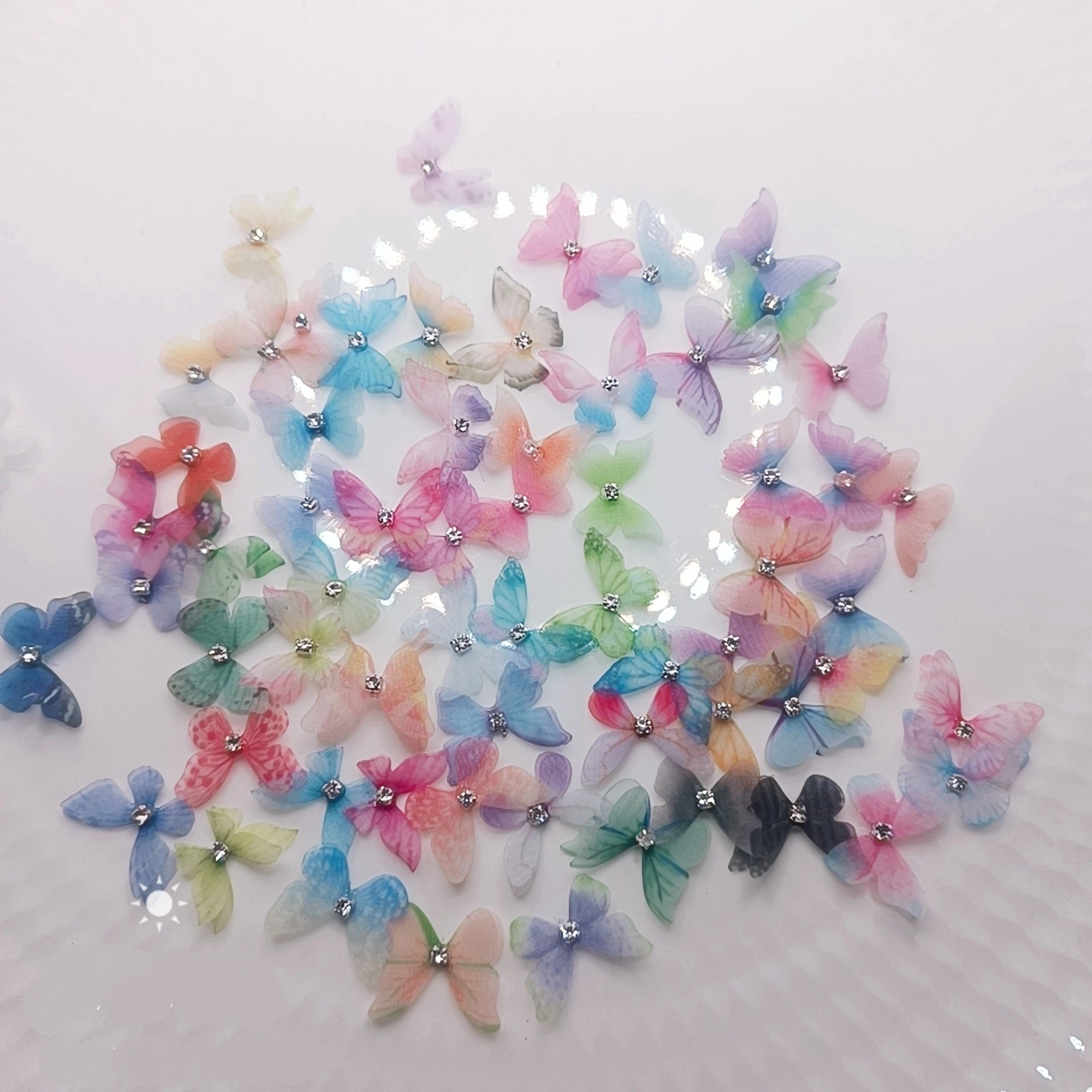 100Pcs Gradient Color Organza Fabric Butterfly Appliques 20Mm Translucent Chiffon Butterfly for Party Decor, Doll Embellishment