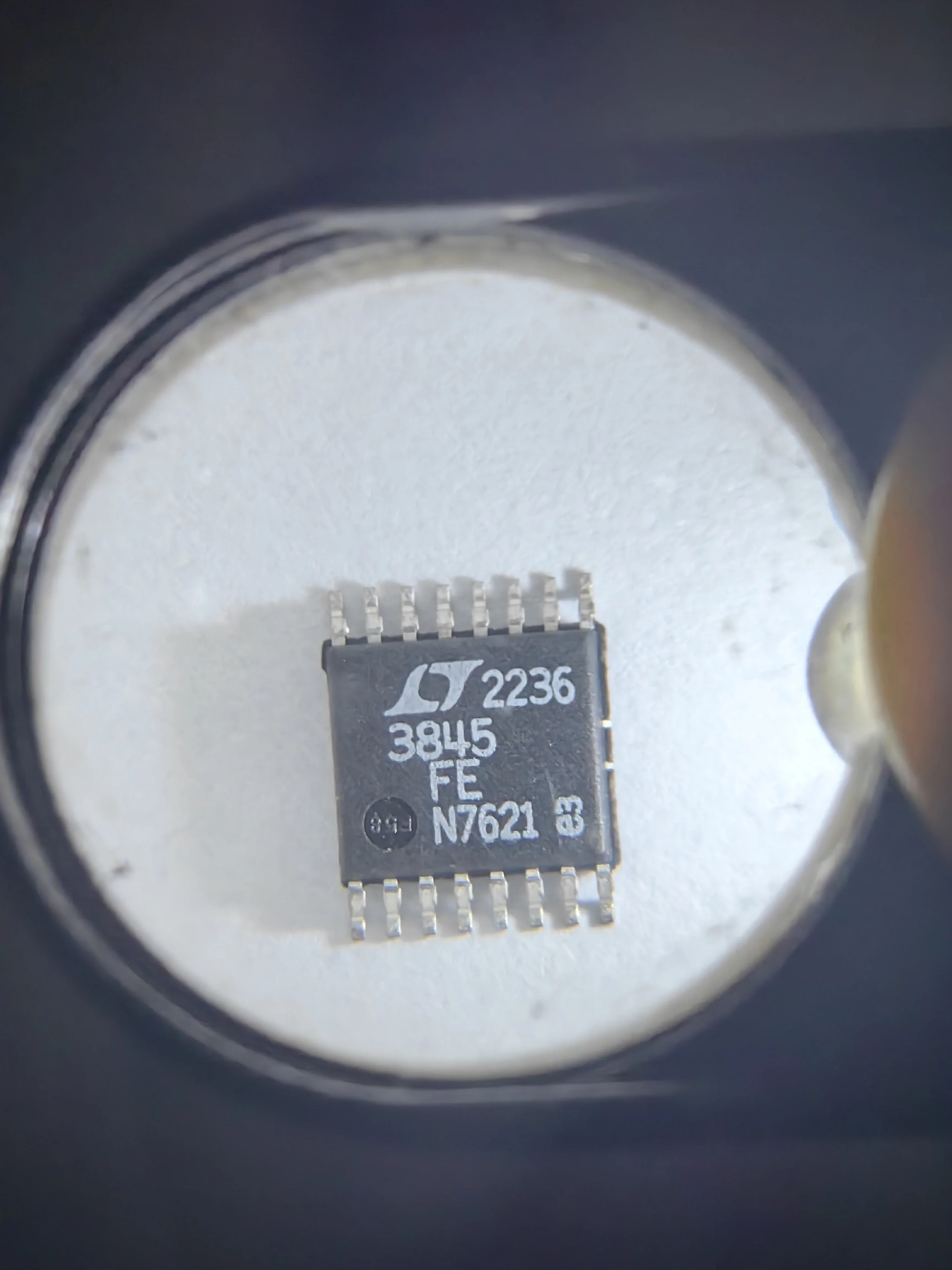 LT3845EFE LT3845IFE LT3845MPFE LT3845EN LT3845 - High Voltage Synchronous Current Mode Step-Down Controller