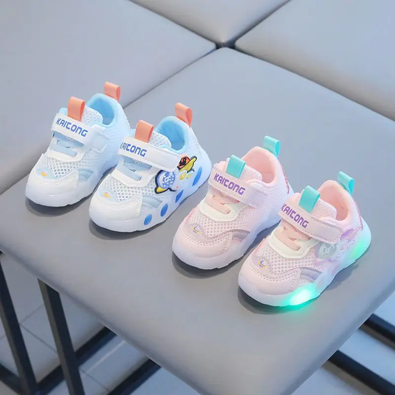 Summer new baby walking shoe 2026spring baby soft mesh breathable single shoe casual luminous children's anti slip walking shoes