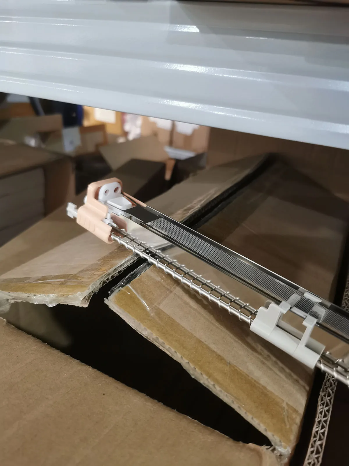 

1pcs. 013R00650 Compatible Charge Corona Unit Replacement for Xerox DC 240 250 242 252 DC240 550 560 570 C75 700 Digital Color