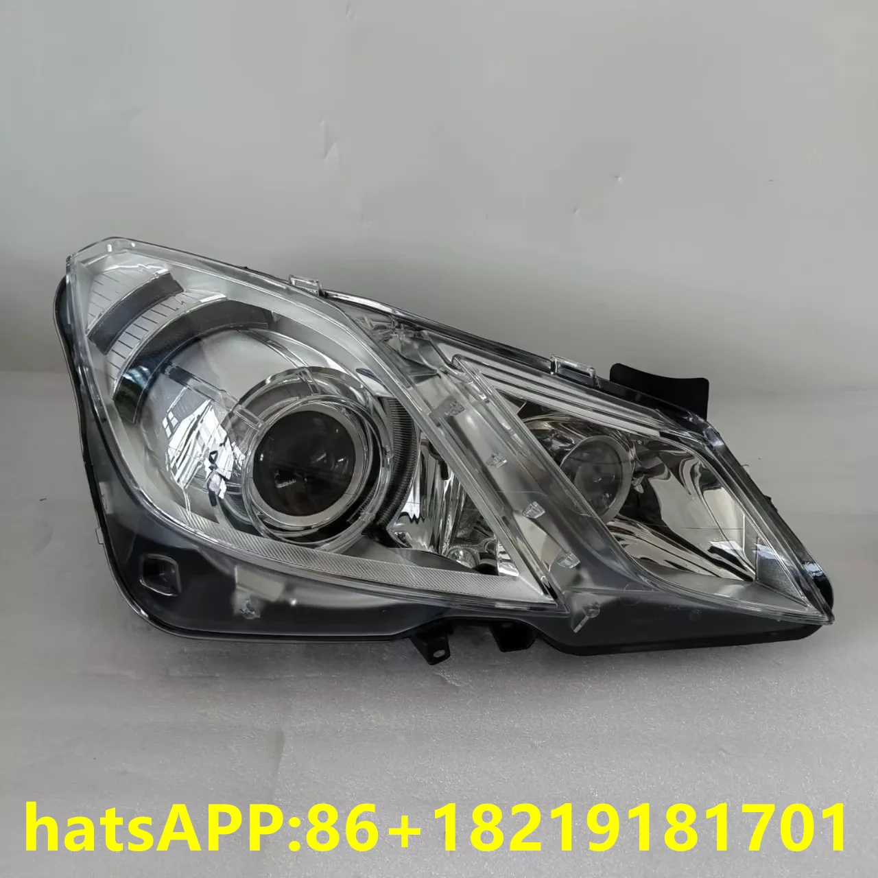 

1PC for Mercedes-Benz W207 headlights 2009-2013 Xenon headlight A2078200539/A2078200639 EU version Headlamp