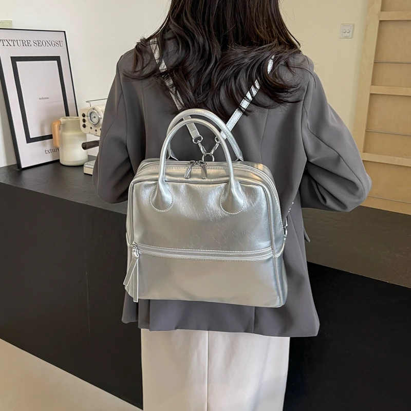 Sac à dos tendance tendance pour femme, design de haute qualité, solide, document en PU, style américains sortante, printemps, été, nouveau, 2024