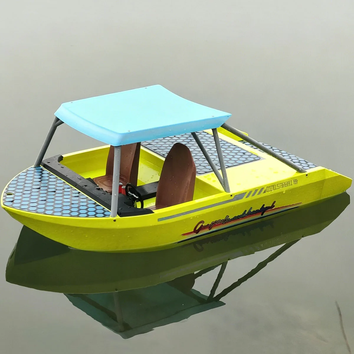 RC Speed ​​Boat 64.5cm with Automatic Righting Function Remote Control Jet Pump Ship 3D Printed RC Schiffe Model Kit Ship Toy