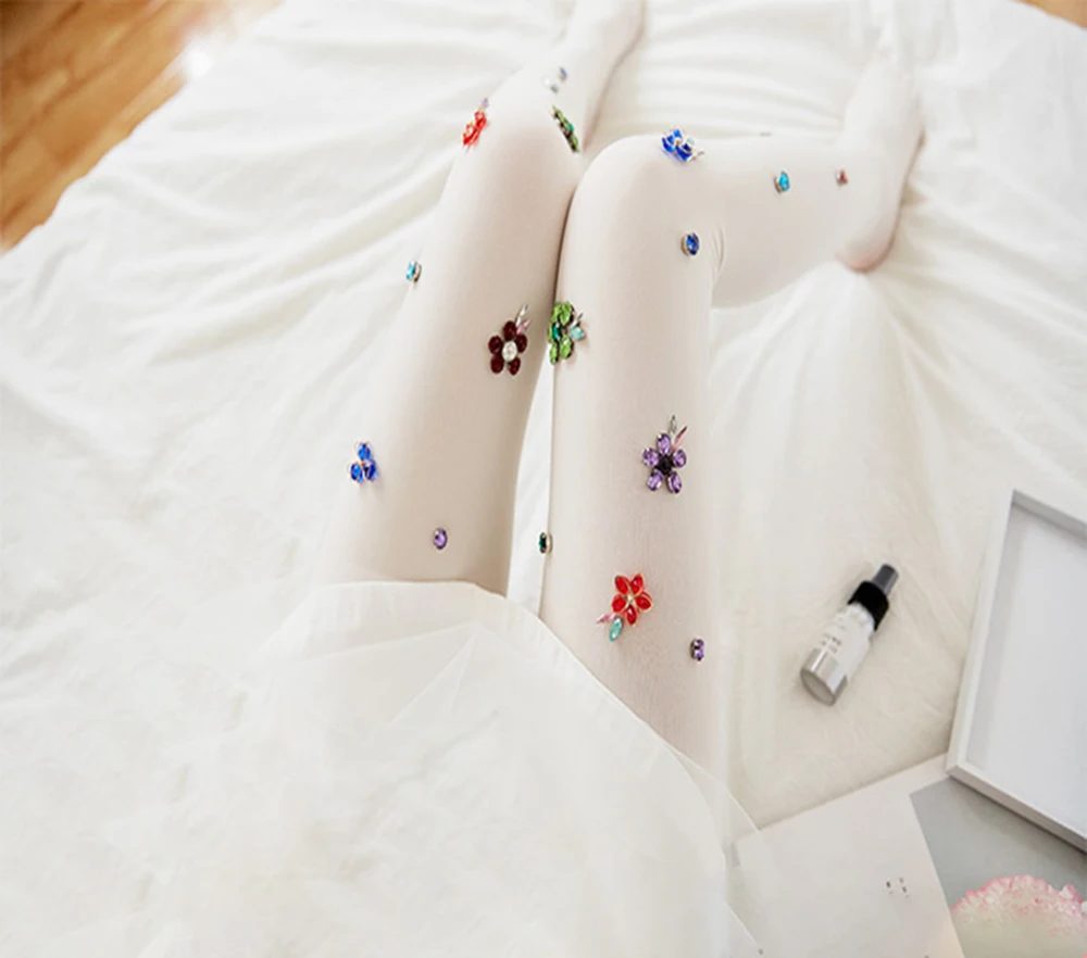 Floral Embroidered Nylon Women Tights Retro Lolita Style Flower Pantyhose Girls Spring Summer Seamless Stockings
