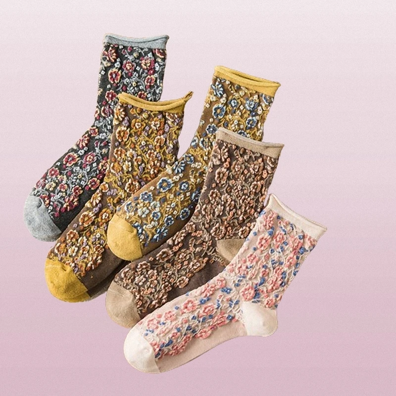 5/10 Pairs Women's Socks Ethnic Style Floral Middle Tube Socks Personality Three-dimensional Relief Retro Ladies Long Socks