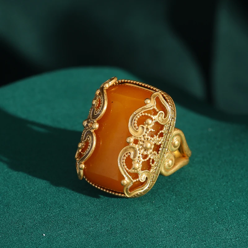Vintage Gold Color Antique Hollowed Out Square Beeswax Yellow Stone Rings for Woman Luxury Copper Jewelry Girls Fashion Items