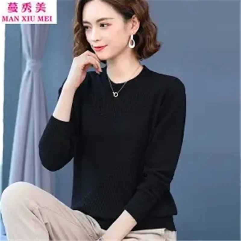 New Spring Autumn Fashion  Women Jacket Elegant Round Collar Pullover Mother Short Sweater Loose Knitting Bottoming Shirt