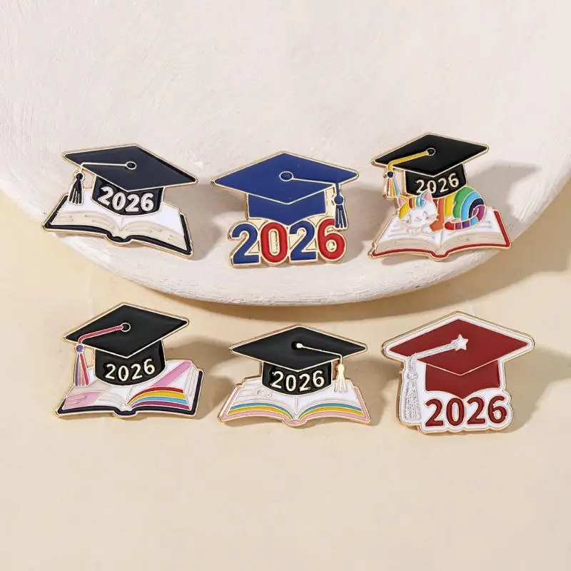 2026 Graduation Souvenir Brooches Bachelor's Hat Book Badge Fashion Personalized Gift For Graduation Party Students Teachers