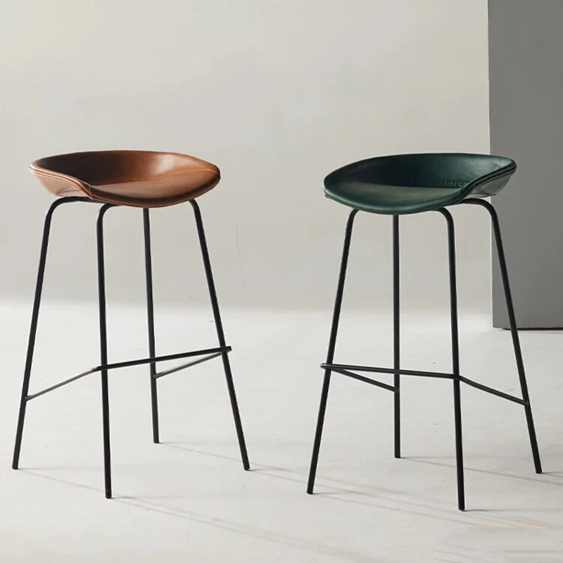 

Small Beauty Plastic Bar Chairs European Simple Brown Bistro Designer Nordic Stools Kitchen Metal Barkrukken Luxury Furniture