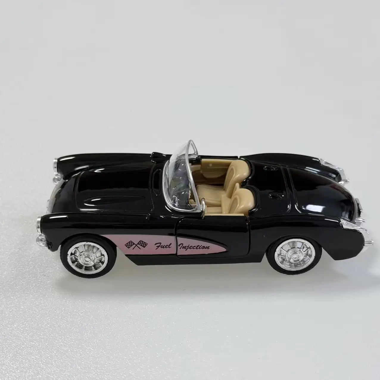 (Wellpappenschachtel) Maßstab 1:36, Vintage-Konvertible im Stil eines Spielzeugautos, leistungsstarke Feder, Metallguss, Jungenspielzeug, das beste Geschenk. – Detail 3