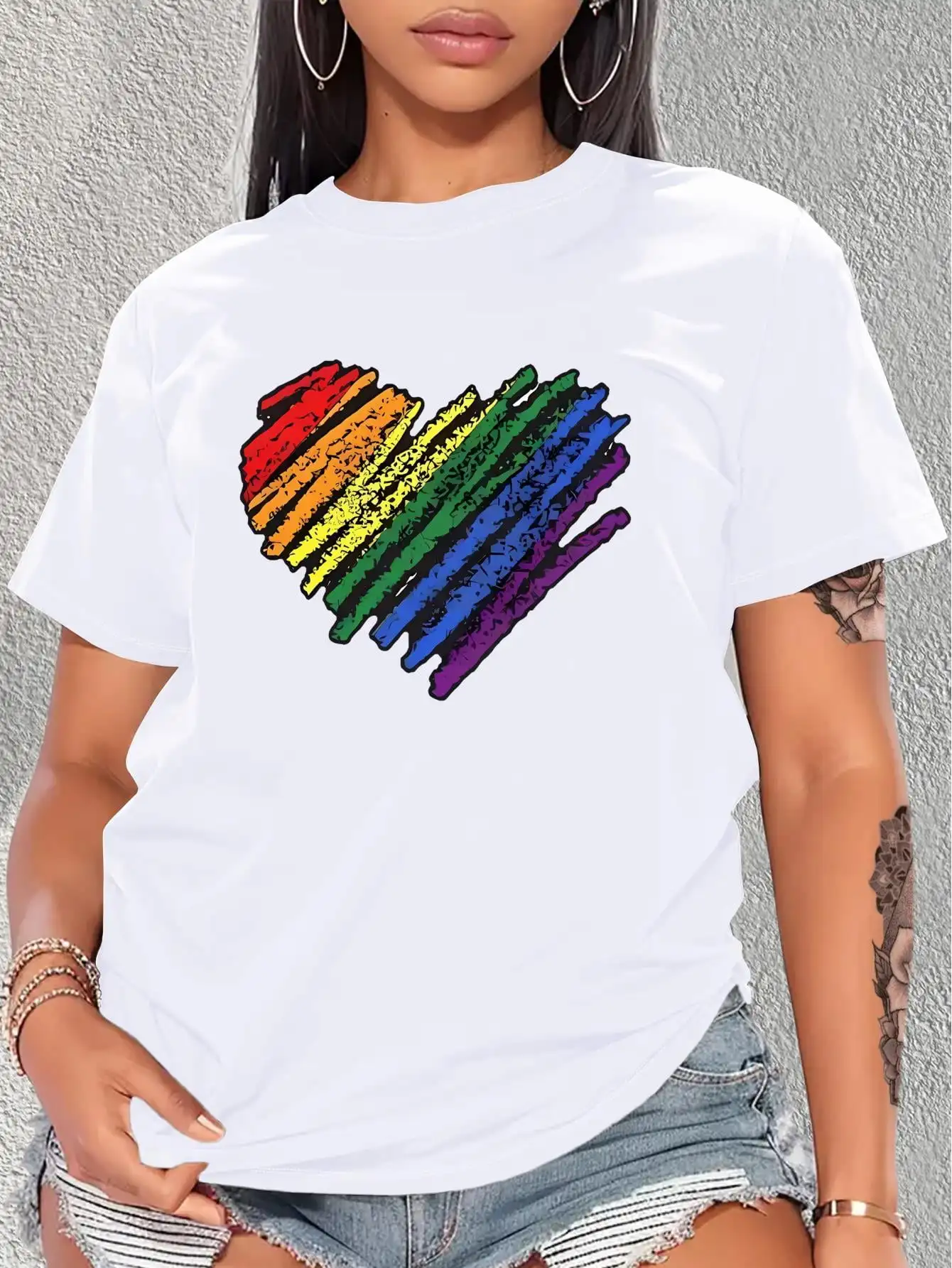 

Rainbow Heart Graphic Short Sleeves Sports Round Neck Workout Causal Top Summer Short Sleeved Harajuku Streetwear Tops Tees