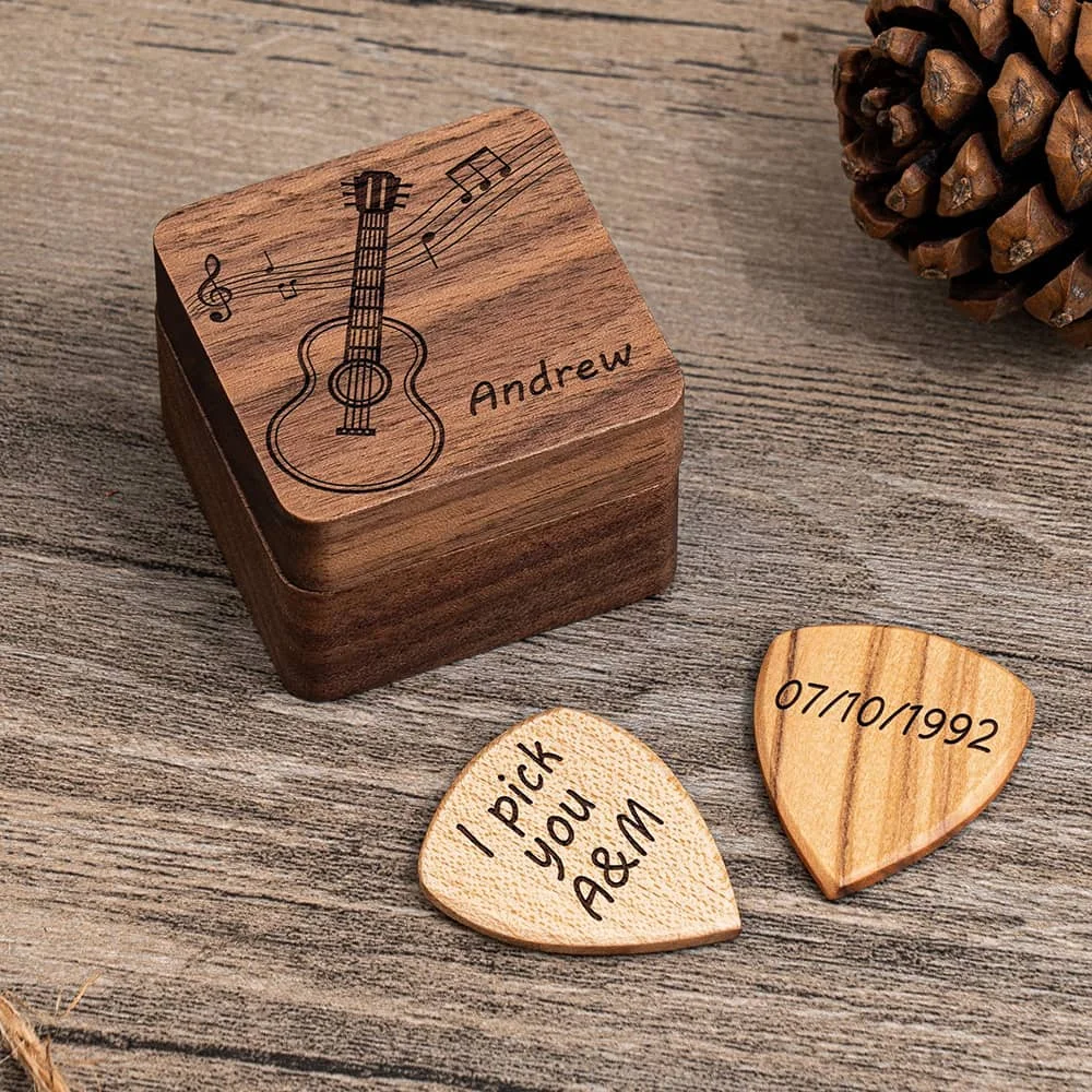 Personalized Wooden Guitar Picks with Case Custom Guitar Pick Holder Musicians Plectrum Box Father's Day Wedding Best Man Gift