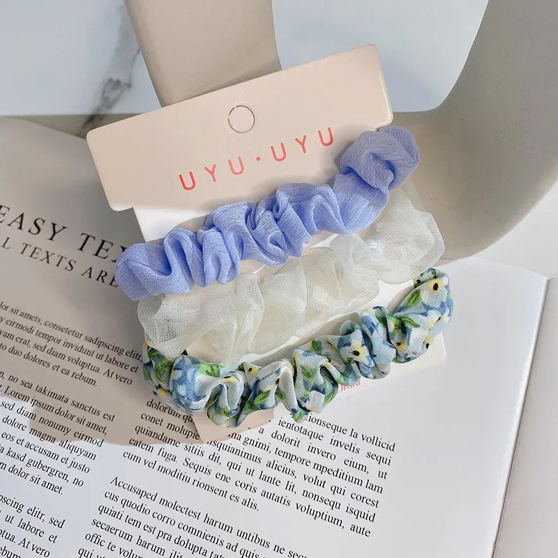 Рисунок 4 - разноцветная повязка на голову