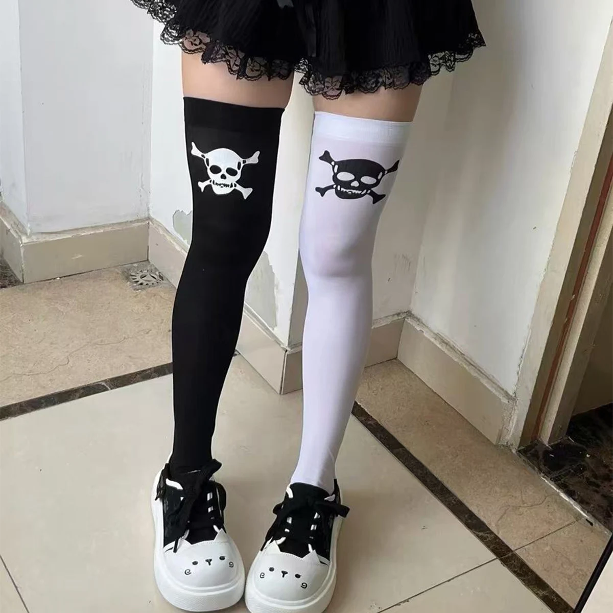 جوارب عالية للركبة بطباعة ثقافة فرعية قوطية، جوارب أنبوبية عالية للتنحيف والمرنة للفتيات، جوارب على شكل رأس جمجمة