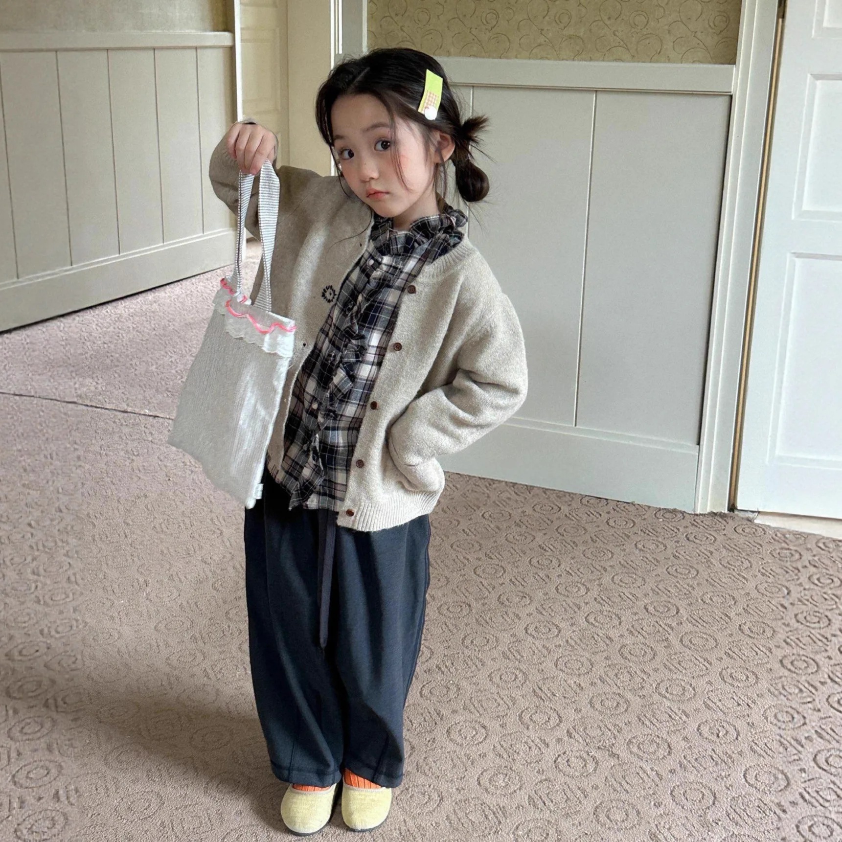 Ropa para niños, suéteres para niños, 25 modelos de otoño, nuevo cárdigan de punto bordado dulce para niñas coreanas, chaqueta para niños