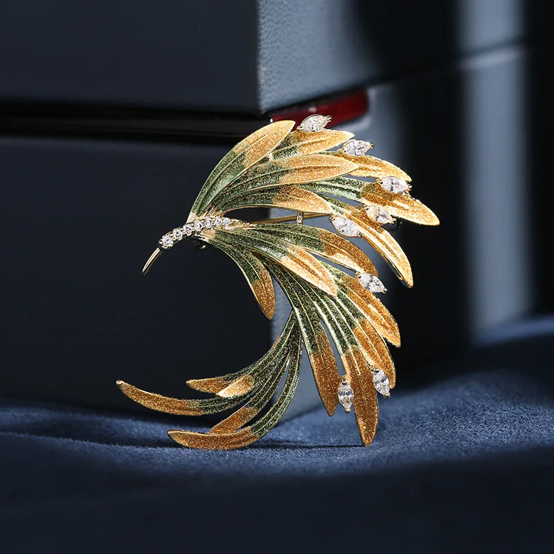 

Vintage Phoenix Bird Brooch for Women Elegant Chinese Style Bridal Crystal Feather Jacket Lapel Pin Wedding Jewelry Gift