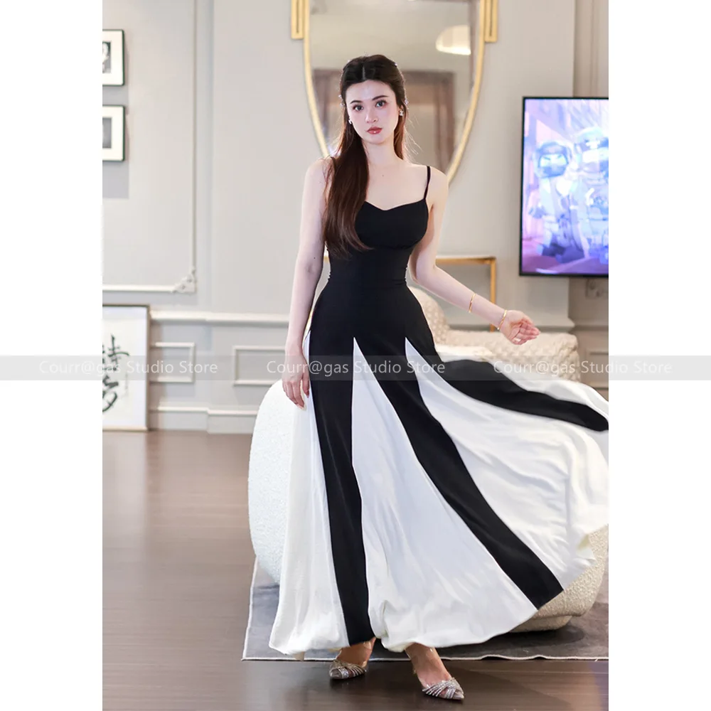 

French sexy low-cut Slim halter dress 24 summer black and white colour collision splicing receiving waist big swing long skirt