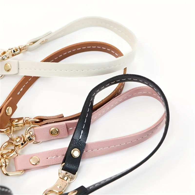 New Travel Hat Clip Leather Keychain Simple Baseball Hat Clip Summer Hat Strap Towel Glove Storage Wallet Buckle