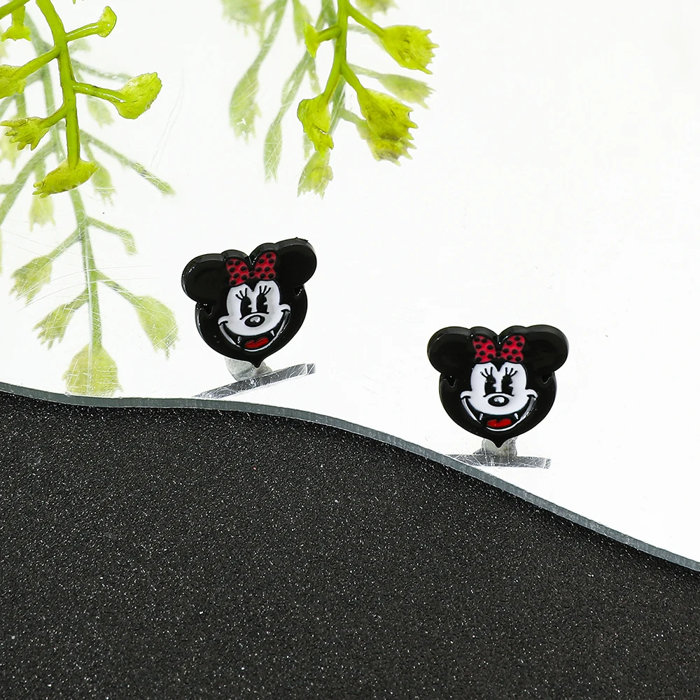 Disney Cartoon Vampire Shape Earrings, Mickey Mouse, Fine Gift, Creative