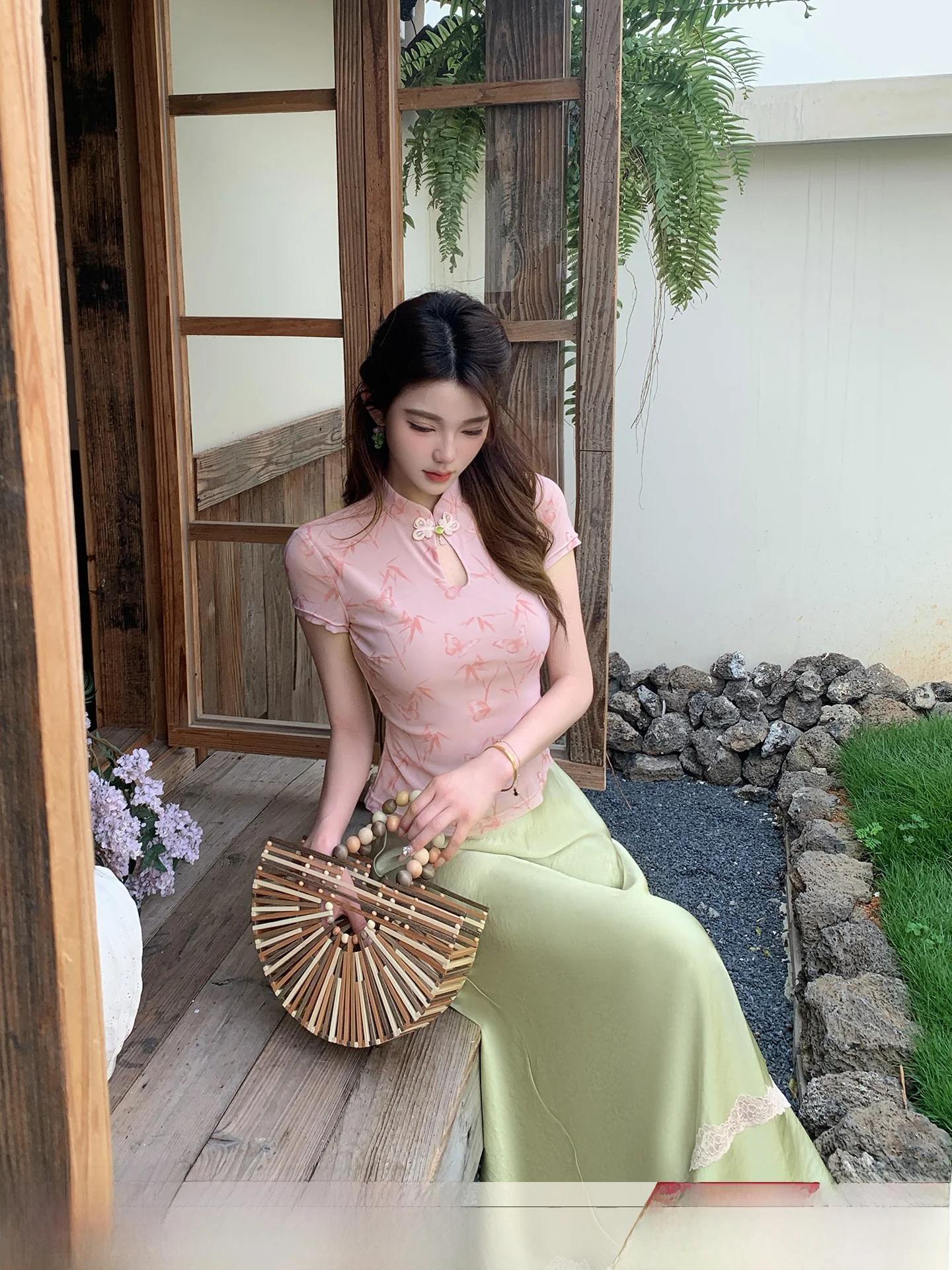 

Lingshan Zhihe Spring Light New Chinese Style Set Women's Elastic Printed Top Summer Silk Half Skirt Fish Tail Design Casual ...