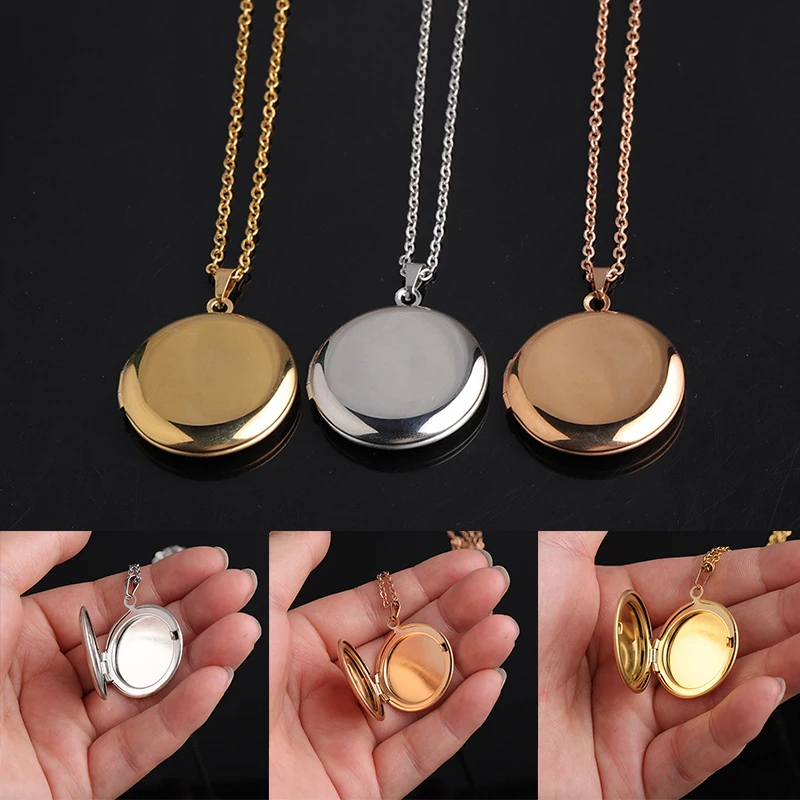 Photo Frame Locket Necklace for Man Women Lovers Vintage Opening and Closing Round Shape Photo Box Pendant Necklace