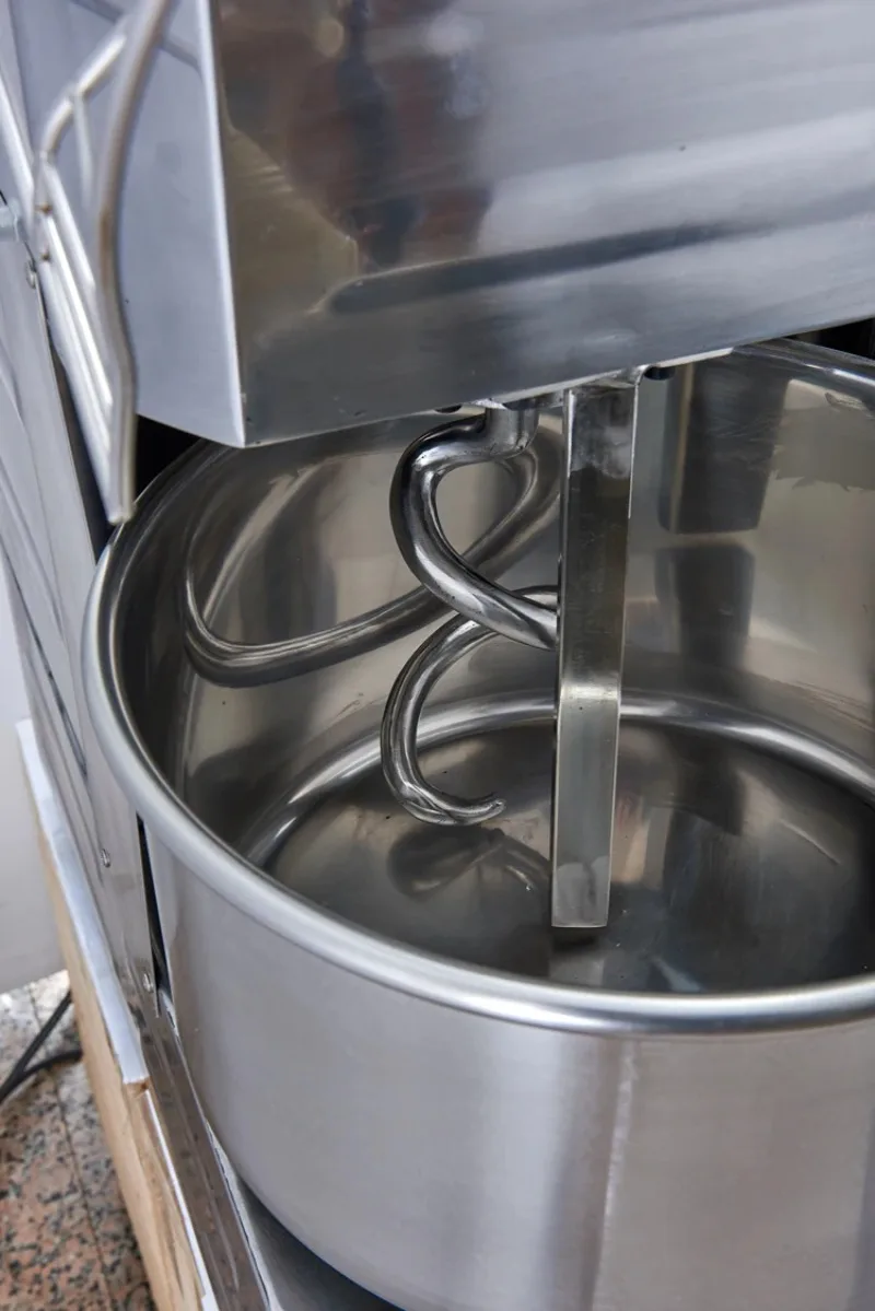 40L Electric Spiral Dough Mixer, Stainless Steel Commercial Bread & Pasta Mixing Machine for Bakery Use view 2
