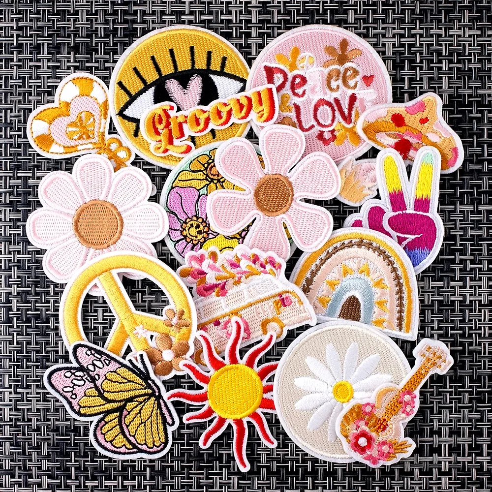 

16Pcs/Lot Flower Mushroom Bus Peace Love Iron on Patches Cloth Embroidered Applique Sewing Clothes Apparel Accessories Patch