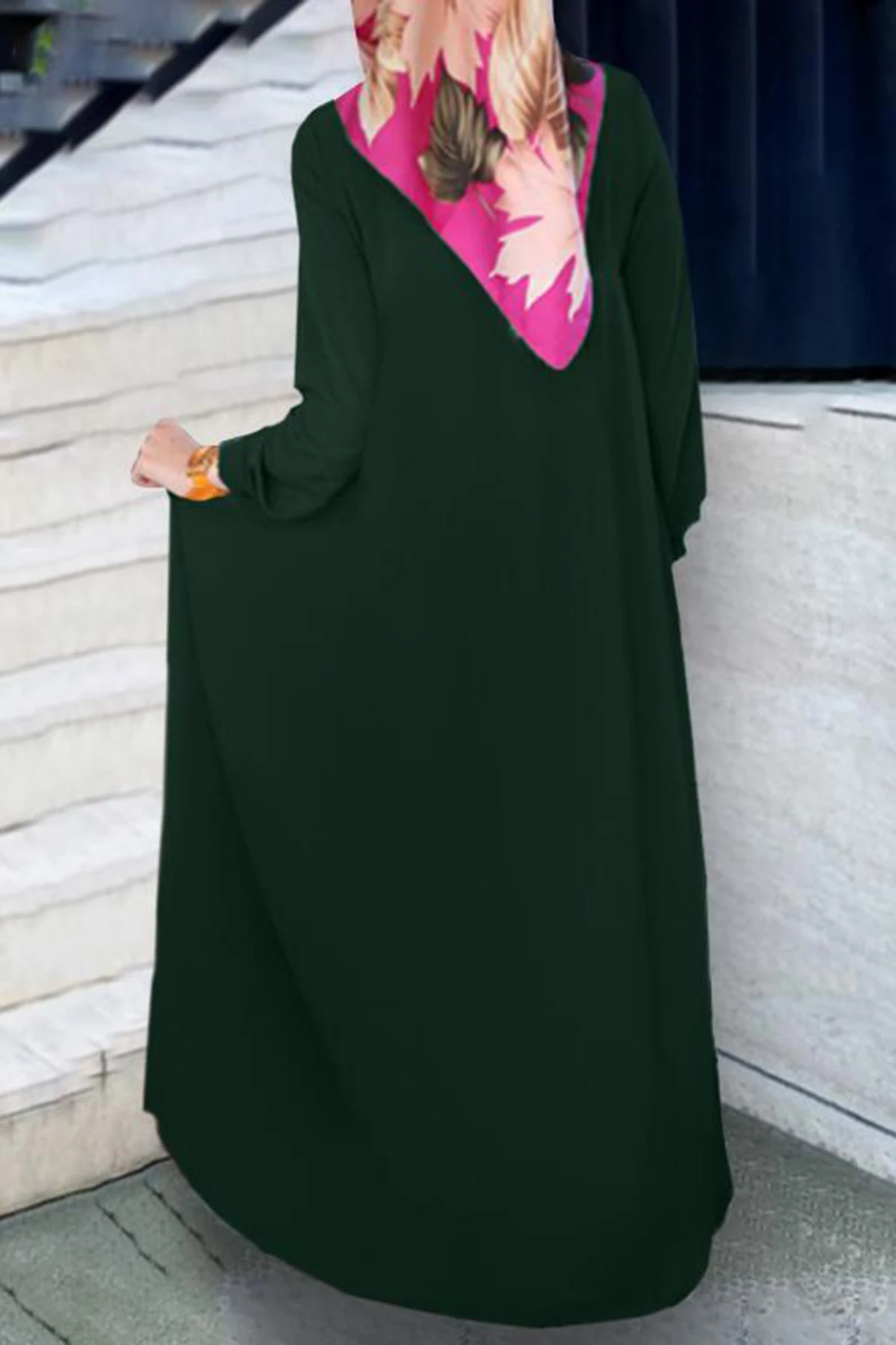 Vestido largo musulmán para mujer Abaya Vestido largo plisado liso con cuello redondo y manga larga