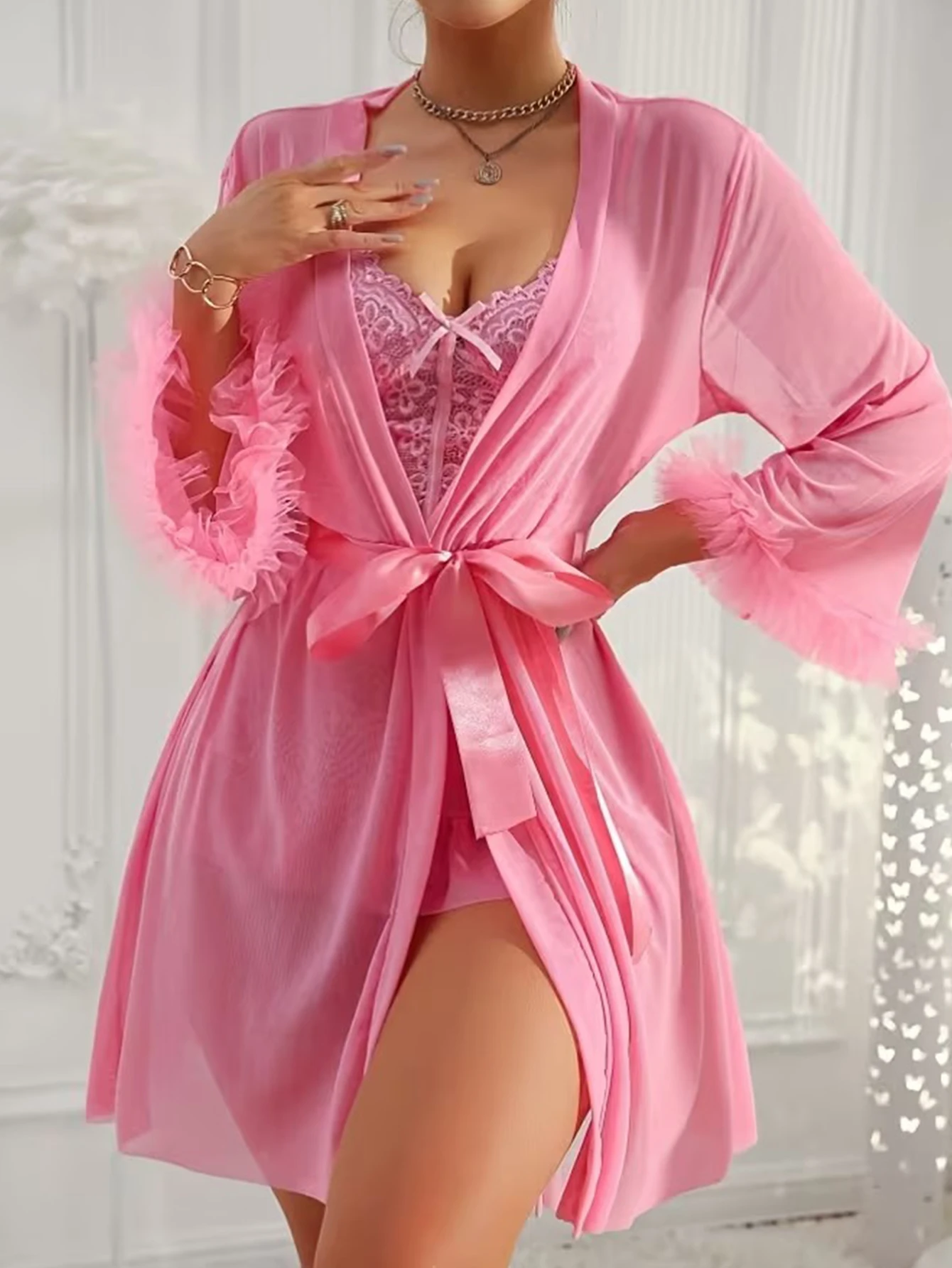 

Женский сексуальный комплект белья: прозрачное сетчатое платье-комбинация с V-образным вырезом, элегантный халат с двойными оборками на рукавах, сетчатая ночная сорочка