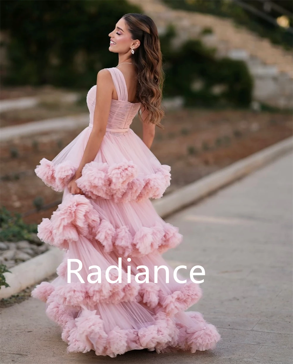 فستان سهرة من التول الوردي عالي الجودة مخصص بدون حمالات بدون أكمام لحفلات العودة للوطن فساتين مناسبة خاصة فاخرة