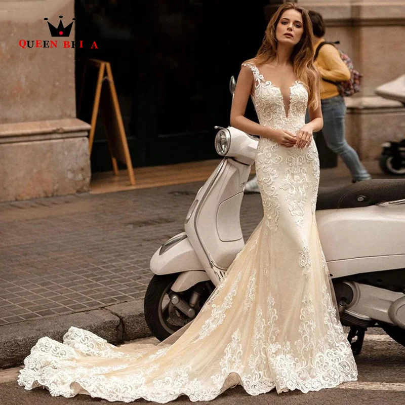 Sexy Mermaid Wedding Dress 2023 Sheer Neck Fashion Tulle Lace Sleeveless Bride Dress Buttons Illusion Pleats Vestido De Novia