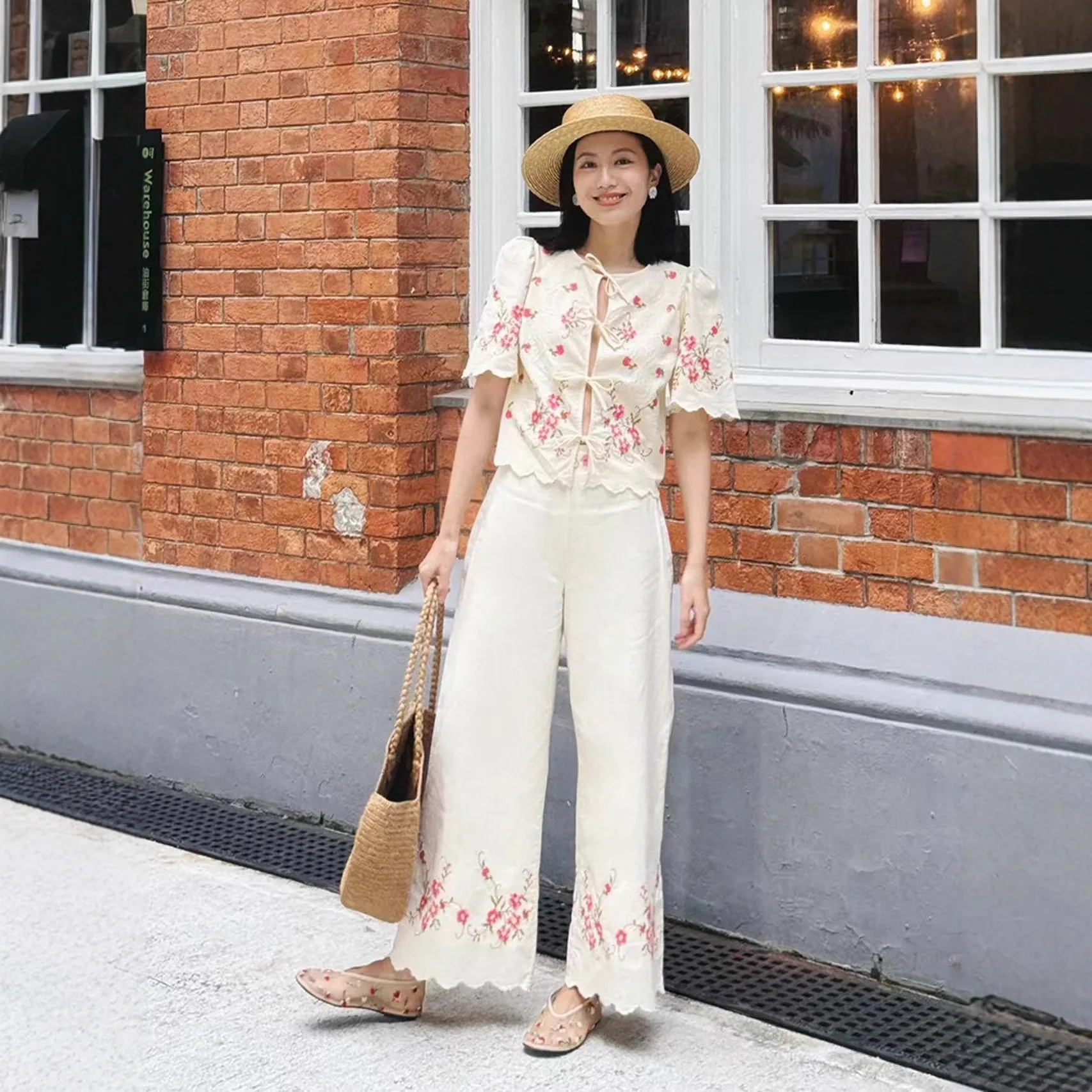 

Faionable Cross Stitch Vine Flower round Ne Belted irt Straight Leg Pants Set Cotton French Sle Tee Quarter Sve