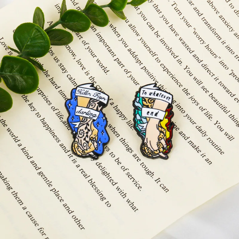 Broche de dibujos animados para parejas, accesorios de ropa, agujas de punción, insignias, nuevo